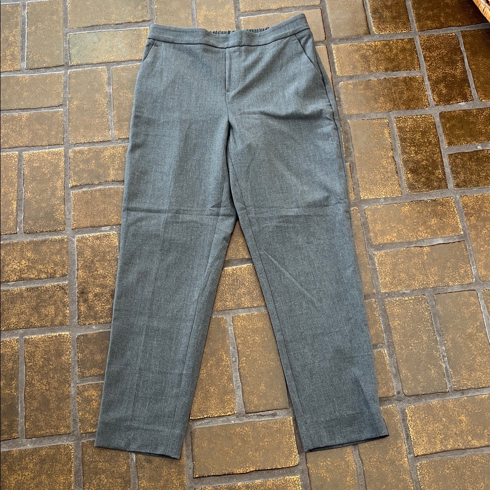 NWT Banana Republic Factory Grey Hayden Tapered Pull-On Trouser Pant - Picture 2 of 16